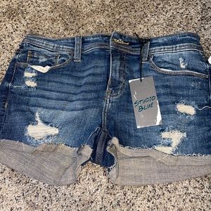 Studio Blue Distressed shorts